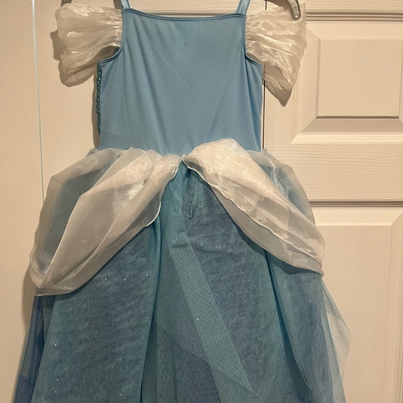 Disney Princess Cinderella dress - Picture 4 of 4